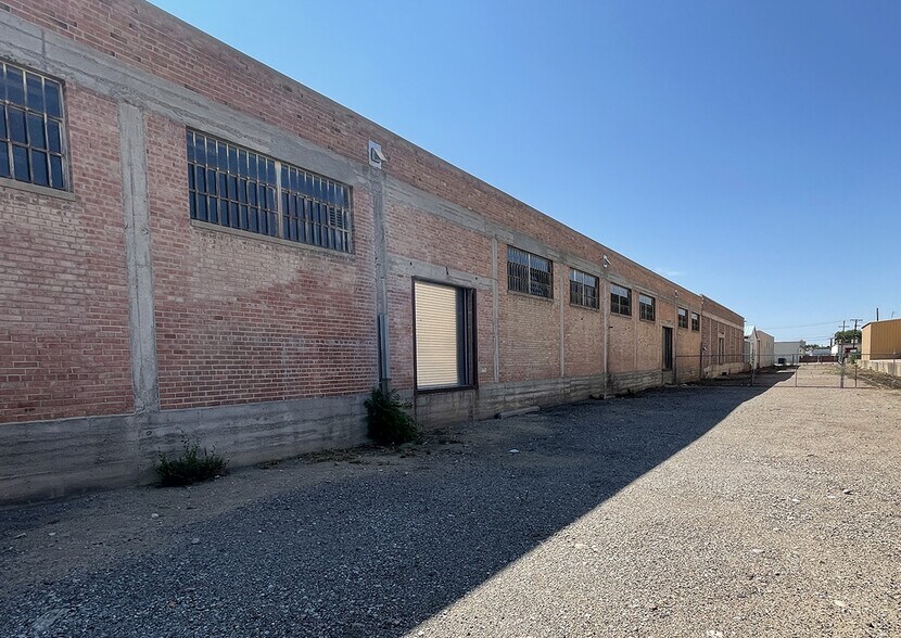 More Photos Of 1501 12th St NW, Albuquerque Manufacturing For Sale