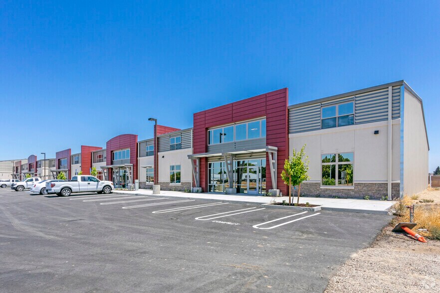 Primary Photo Of 3608 Shamrock Way, Tracy Warehouse For Lease