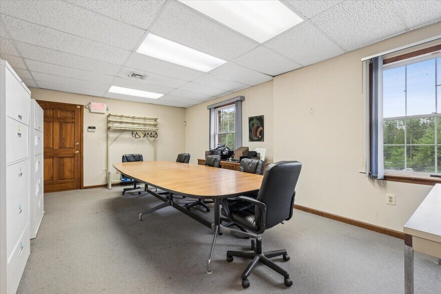 More Photos Of 1130 US Highway 202 S, Raritan Medical For Sale
