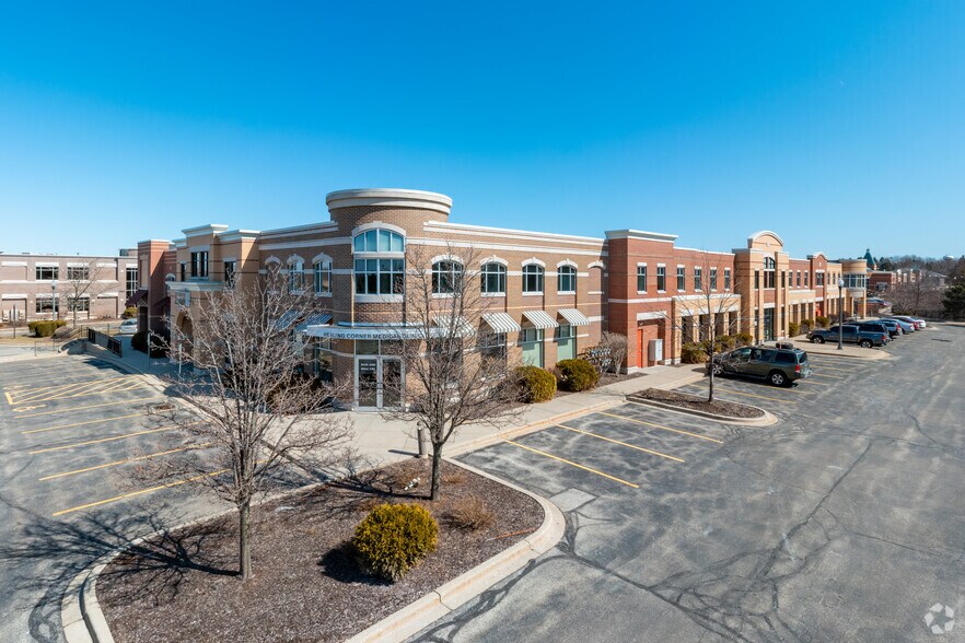 More Photos Of 18985 W Capitol Dr, Brookfield Unknown For Lease