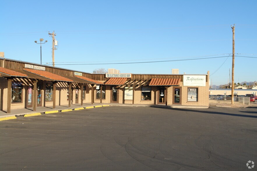 More Photos Of 1675 E Lohman Ave, Las Cruces Storefront For Lease
