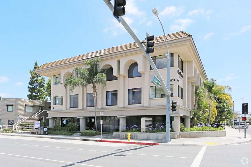 More Photos Of 5122 Katella Ave, Los Alamitos Medical For Lease