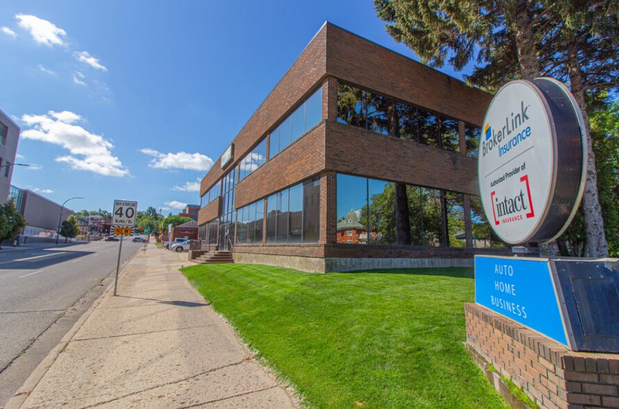 More Photos Of 132 4 Ave SE, Medicine Hat Office For Lease