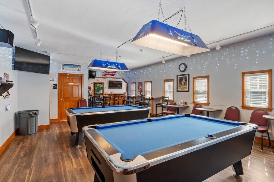 More Photos Of 80 Honora Ave ave, Dracut General Retail For Sale