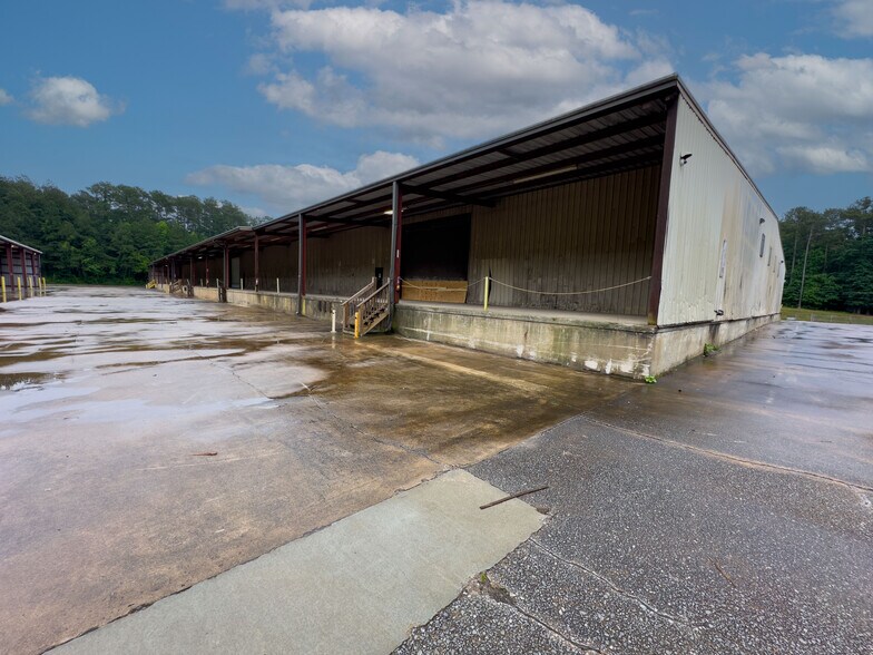 More Photos Of 1695 Buford Hwy, Duluth Warehouse For Sale