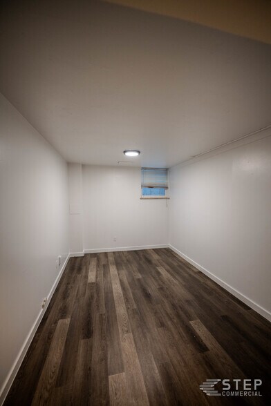 More Photos Of 1901 Kipling St, Lakewood Office For Sale