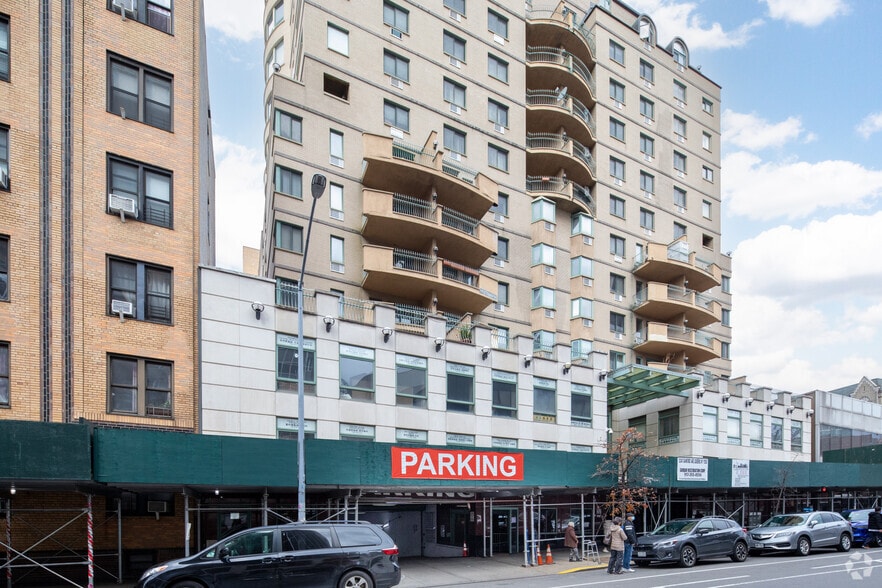 More Photos Of 13347 Sanford Ave, Flushing Apartments For Sale