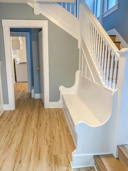 More Photos Of 717 E 8th St, Long Beach Apartments For Sale