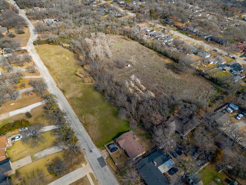 More Photos Of 2201 Watson Street St, Fort Worth Land For Sale