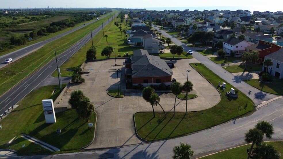 More Photos Of 13655 FM 3005 Rd, Galveston Freestanding For Sale