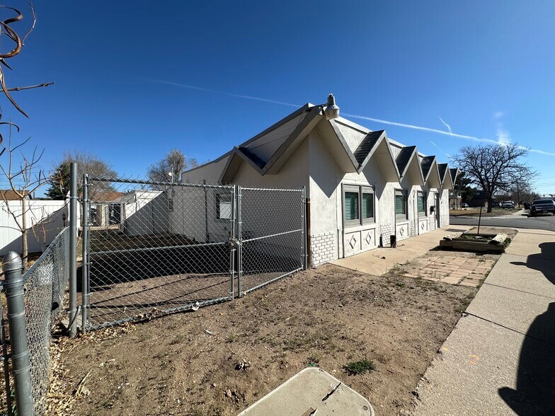 More Photos Of 595 S 2nd Ave, Brighton Office For Lease