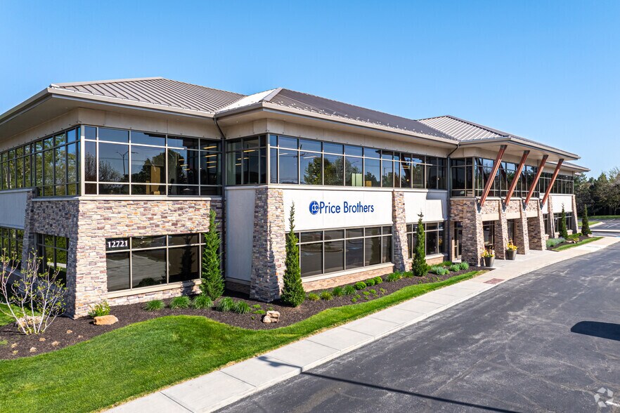 More Photos Of 12721 Metcalf Ave, Overland Park Office For Lease