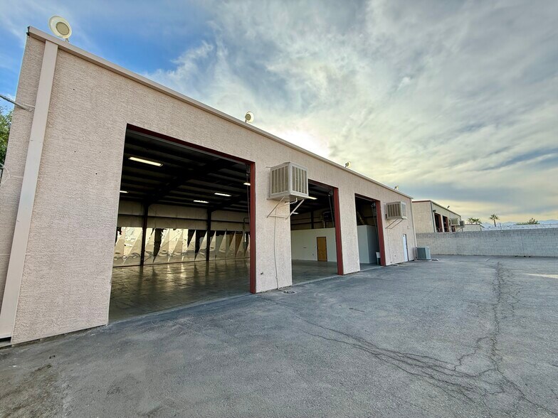 More Photos Of 1280 Rockpebble Ave, North Las Vegas Light Manufacturing For Lease