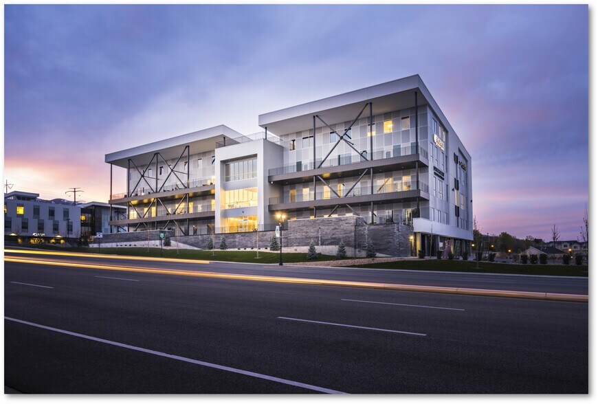 More Photos Of 489 S Jordan Pky, South Jordan Office For Sale