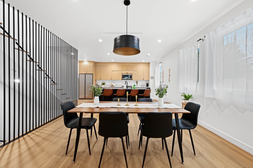 More Photos Of 833 N McCadden Pl, Los Angeles Apartments For Sale