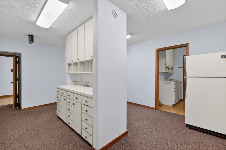 More Photos Of 708 Lee St, Leesburg Office For Lease