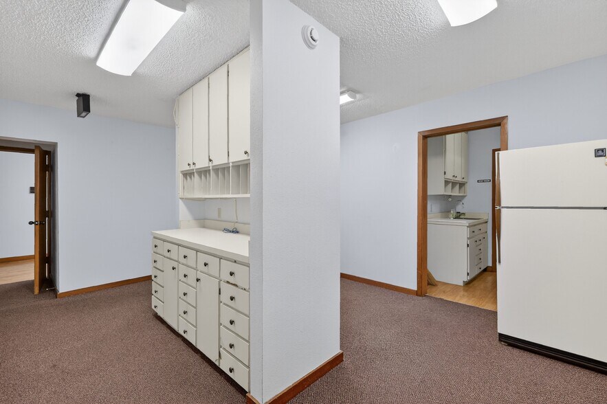 More Photos Of 708 Lee St, Leesburg Office For Lease
