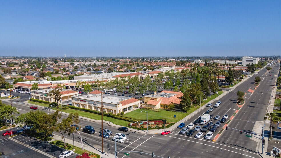 More Photos Of 18279-18517 Brookhurst St, Fountain Valley Unknown For Lease