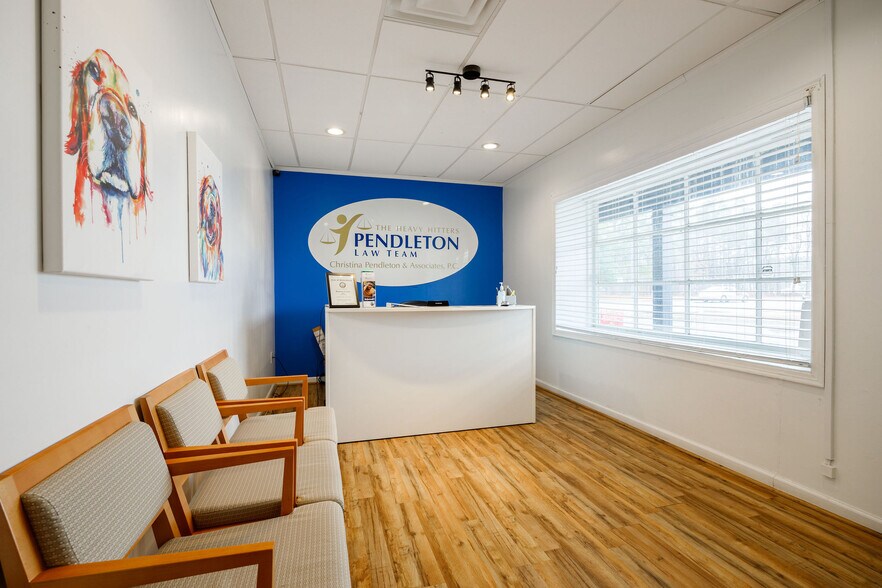 More Photos Of 2825 S Crater Rd, Petersburg Storefront Retail Office For Sale