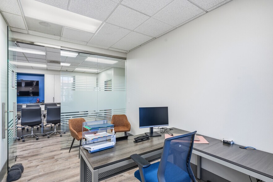 More Photos Of 3087 E Warm Springs Rd, Las Vegas Office For Sale