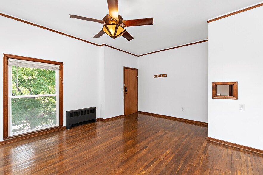 More Photos Of 306 Main St, Parkville Apartments For Sale