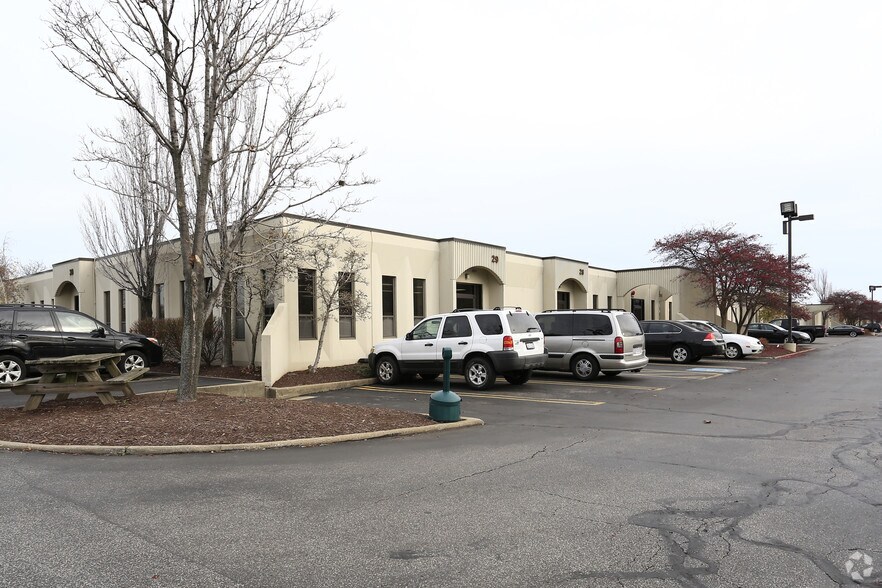 More Photos Of 981 Keynote Cir, Brooklyn Heights Office For Lease