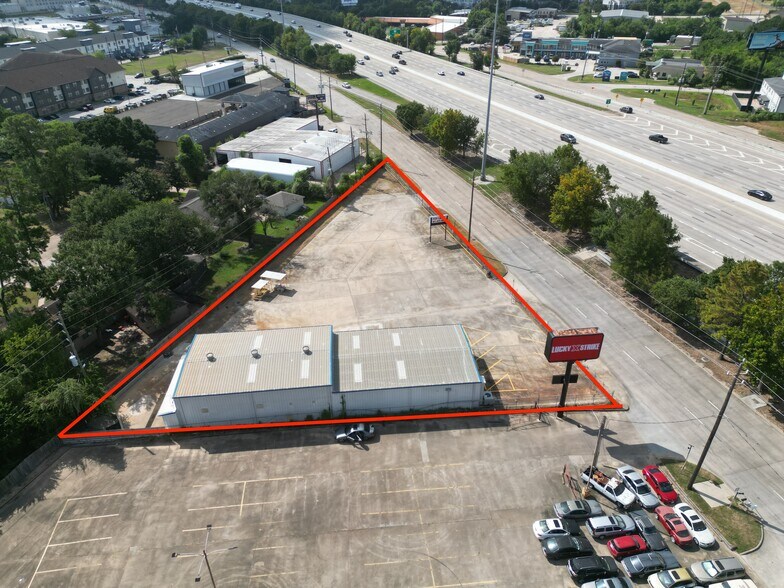More Photos Of 18918 Tomball Pky, Houston Storefront Retail Office For Lease