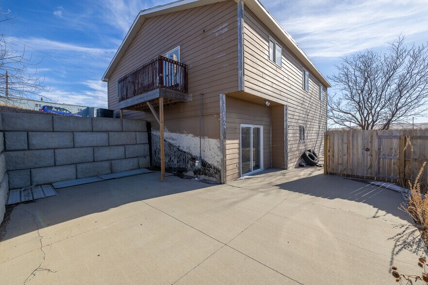 More Photos Of 306 Hillview Dr, Box Elder Office For Sale