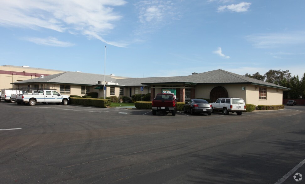 More Photos Of 1 Wine Master Way, Lodi Warehouse For Lease