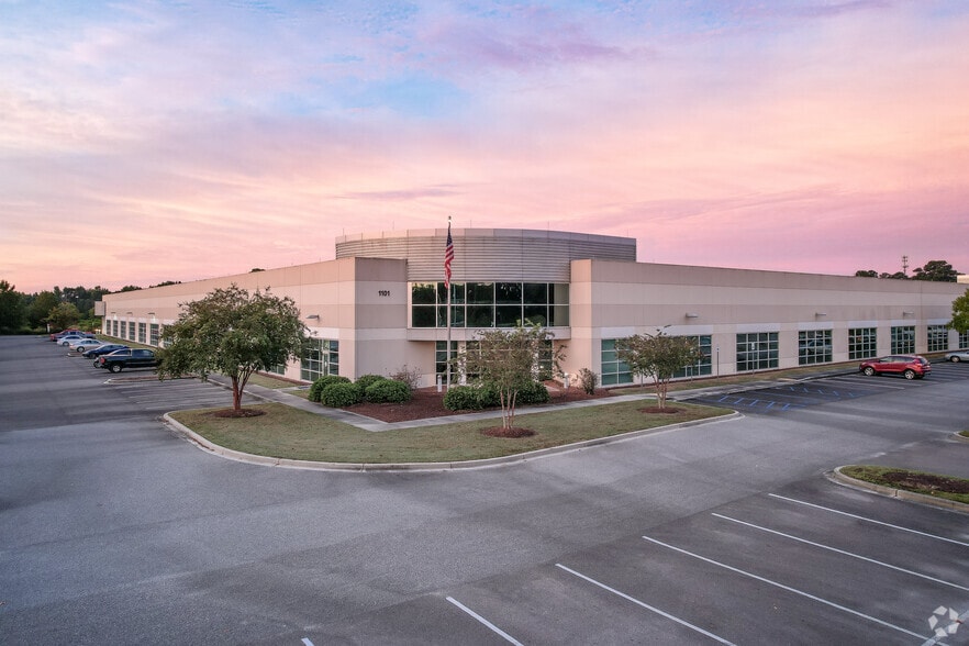 Primary Photo Of 1101 Remount Rd, North Charleston Showroom For Lease