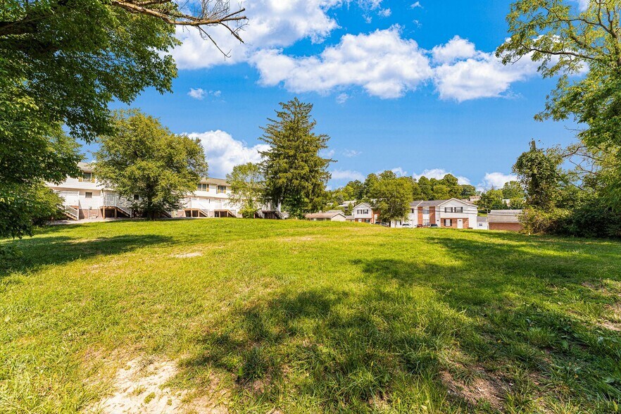 More Photos Of TBD Pineview Dr, Morgantown Land For Sale