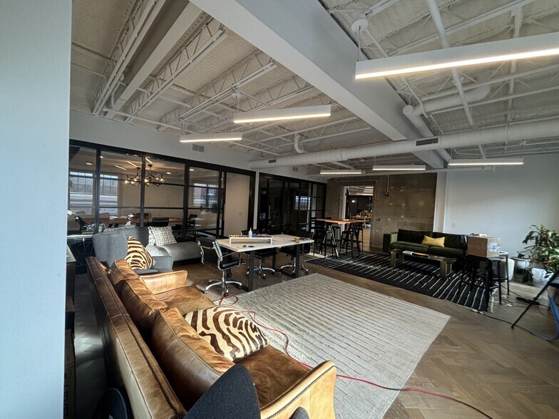 More Photos Of 100-108 N Main St, Blacksburg Storefront Retail Office For Lease