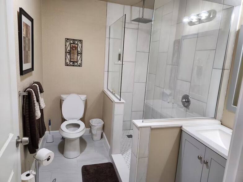 More Photos Of , Lubbock Multifamily For Sale