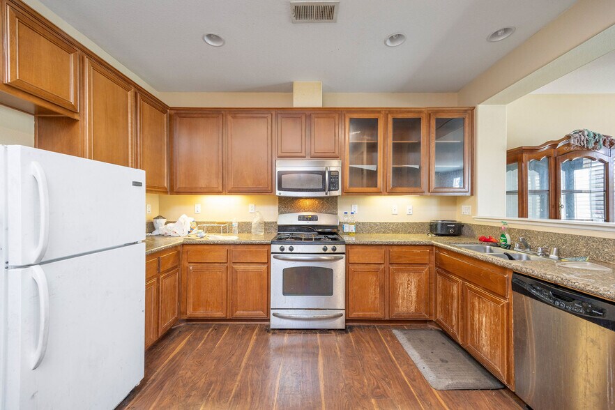 More Photos Of , Moreno Valley Multifamily For Sale