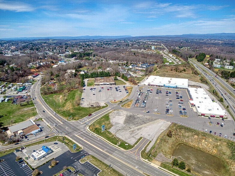 More Photos Of 1540 Roanoke St, Christiansburg Land For Lease