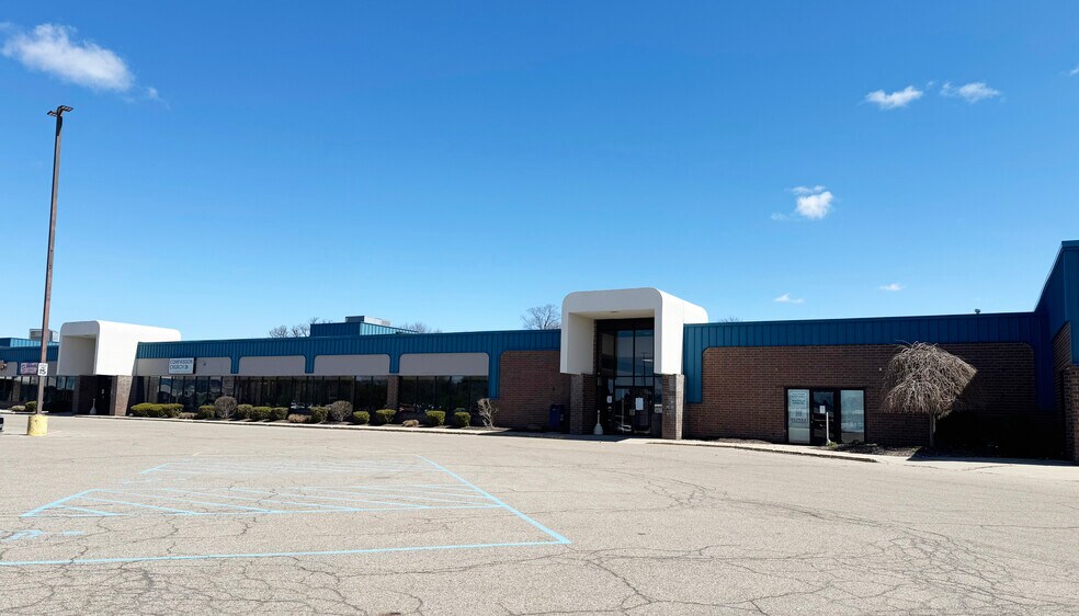 More Photos Of 1005-1103 S Old Us-27, Saint Johns Unknown For Lease