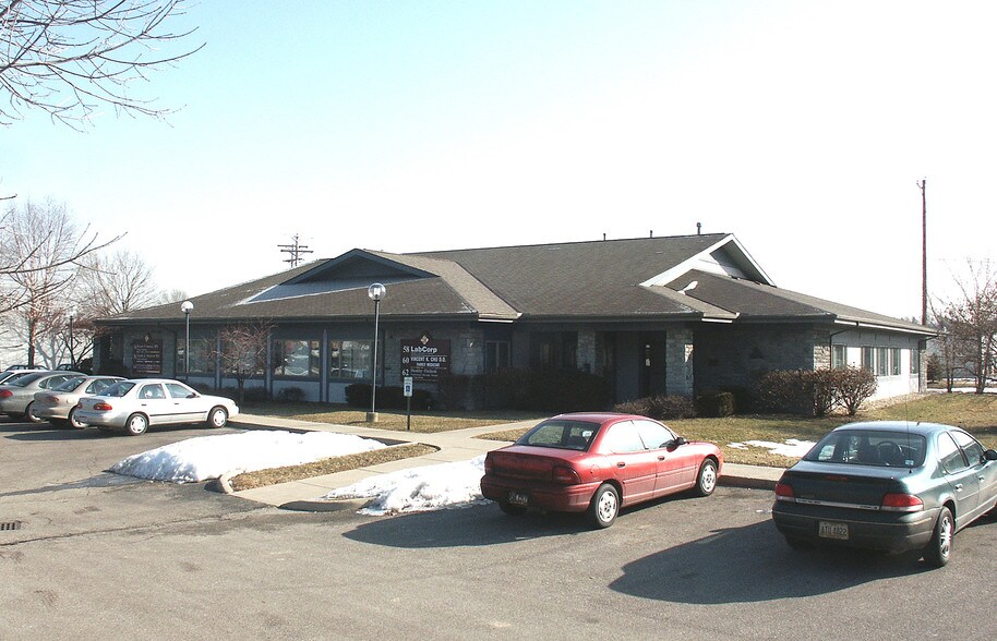 More Photos Of 54-62 Westerview Dr, Westerville Medical For Lease