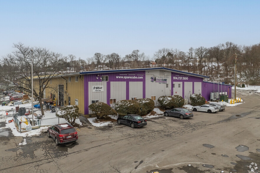 Primary Photo Of 1 Highland Industrial Park Dr, Peekskill Warehouse For Lease