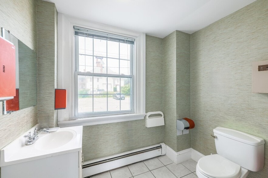 More Photos Of 86 Pleasant St, Marlborough Religious Facility For Sale