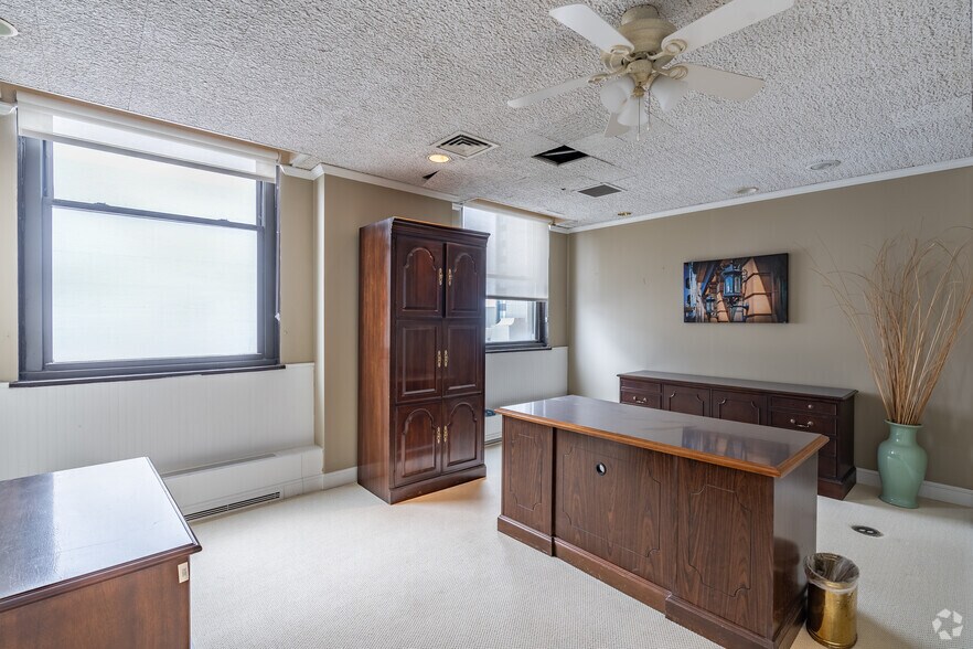 Photo of 7th Floor Ste 710