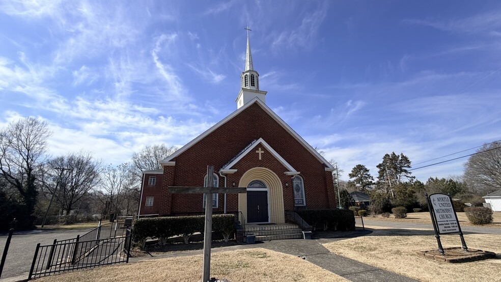 More Photos Of 1135 Bessemer City Rd, Gastonia Specialty For Sale