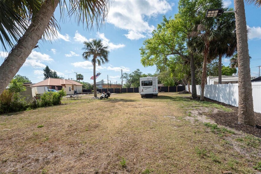 More Photos Of 403 Herbert St, Port Orange Specialty For Sale