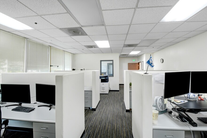 More Photos Of 22405 La Palma Ave, Yorba Linda Research And Development For Sale