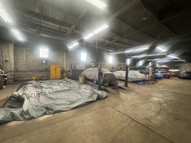 More Photos Of 1512 Main St, Buffalo Auto Repair For Sale
