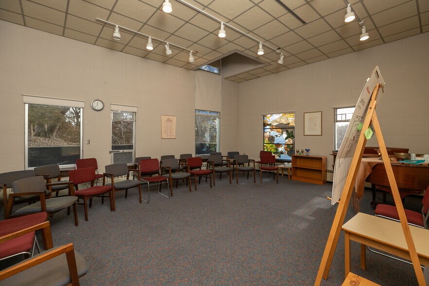 More Photos Of 1727 Walden Ln SW, Rochester Religious Facility For Sale