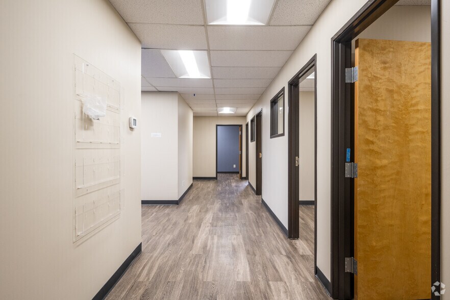 More Photos Of 1600 Downing St, Denver Office For Lease