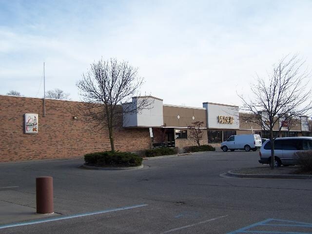 More Photos Of 204-212 N Michigan Ave, Big Rapids Storefront For Lease