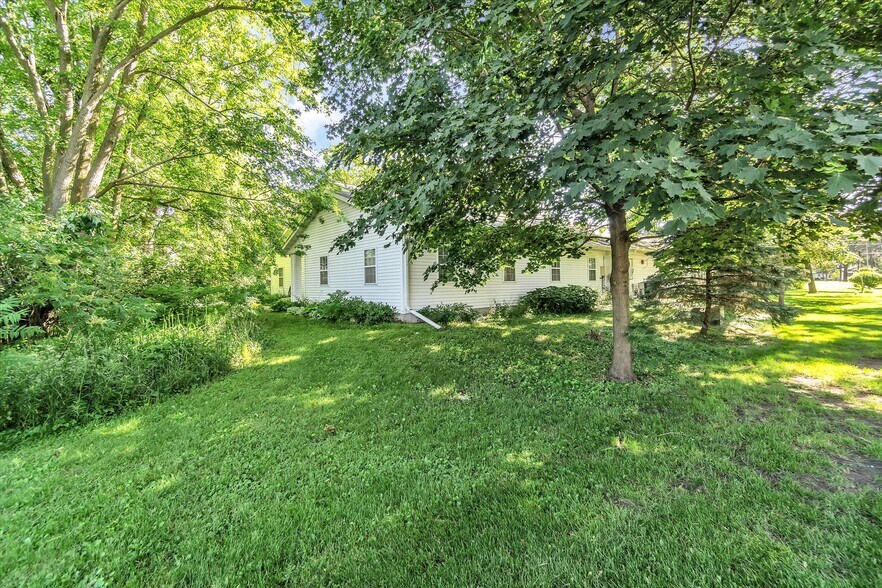 More Photos Of 121 S 5th St, Evansville Assisted Living For Sale