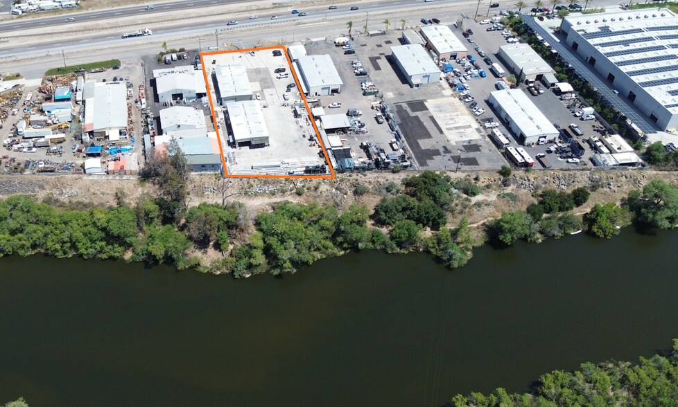 More Photos Of 11440 N Woodside Ave, Santee Unknown For Lease