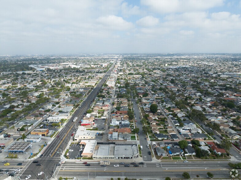 More Photos Of 3015 Artesia Blvd, Torrance Storefront Retail Office For Sale